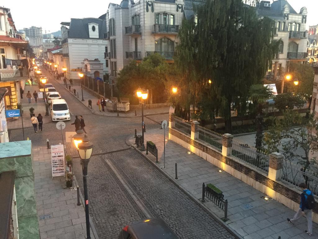 Apartment On Zviad Gamsakhurdia 21 Μπατούμι Εξωτερικό φωτογραφία